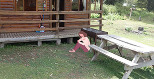 Estrategias de apoyo para víctimas de abuso infantil en terapia