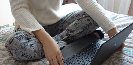 A distancia el trabajador social es el principal nexo con los servicios públicos