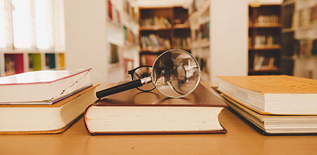 La corriente del psicoanálisis tiene importantes teóricos que influyeron en la comprensión del comportamiento humano.