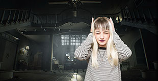 Desafíos emocionales del trastorno esquizoide Ilustración mostrando los desafíos de la conexión social en personas con trastorno esquizoide