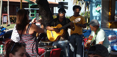 Exclusión social por creencias sobre razas inferiores Se genera una exclusión y discriminación pensándose que son razas inferiores